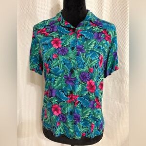 Vintage Bentley tropical floral Hawaiian short sleeve button down blouse Small